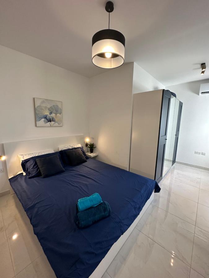 Sliema 2 Bedroom Penthouse Buitenkant foto