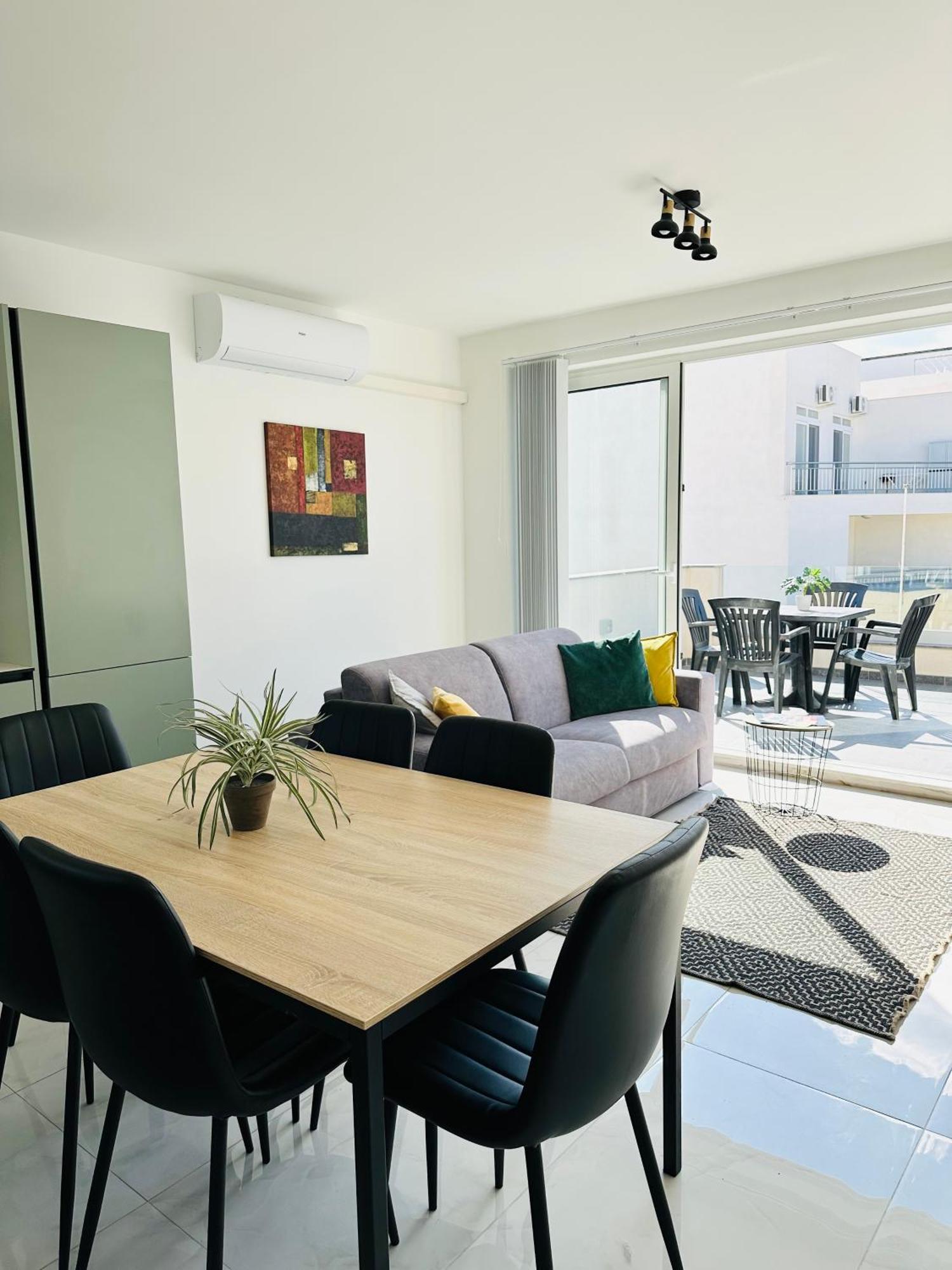 Sliema 2 Bedroom Penthouse Buitenkant foto