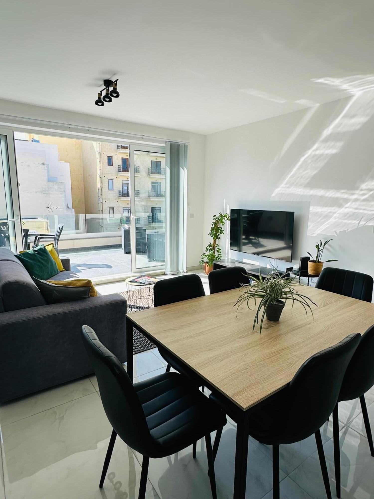 Sliema 2 Bedroom Penthouse Buitenkant foto