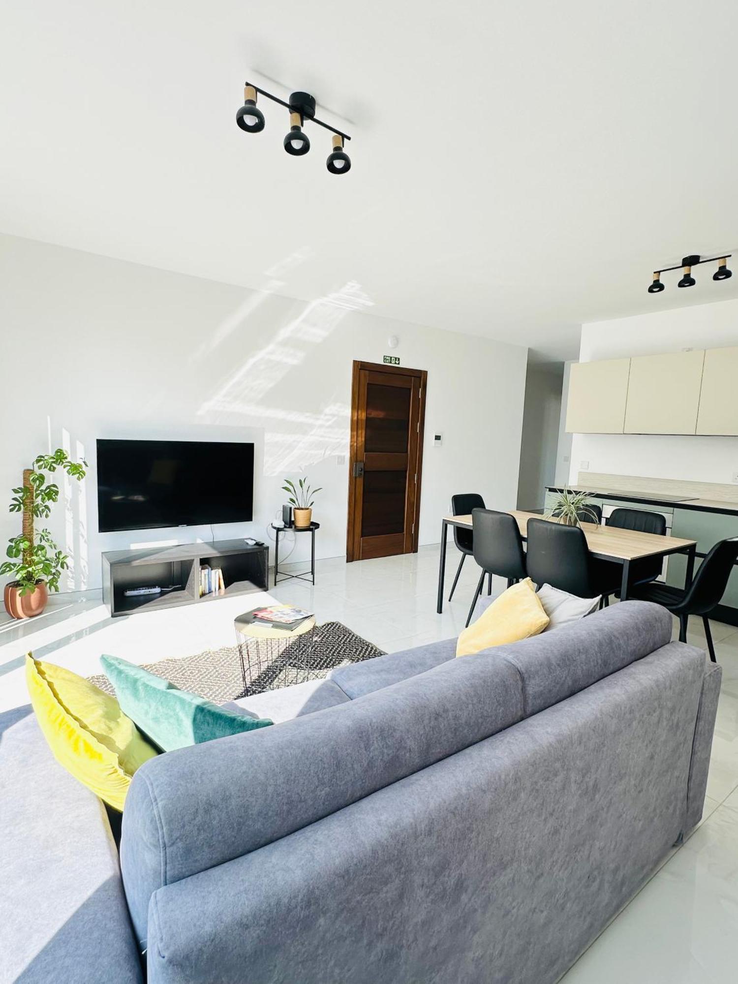 Sliema 2 Bedroom Penthouse Buitenkant foto